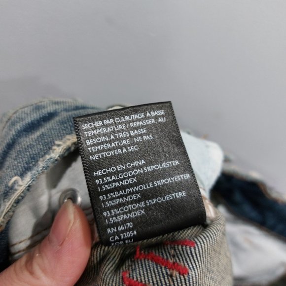 Urban Outfitters BDG Twig High Rise Cropped Jeans Size 26 - Picture 8 of 8